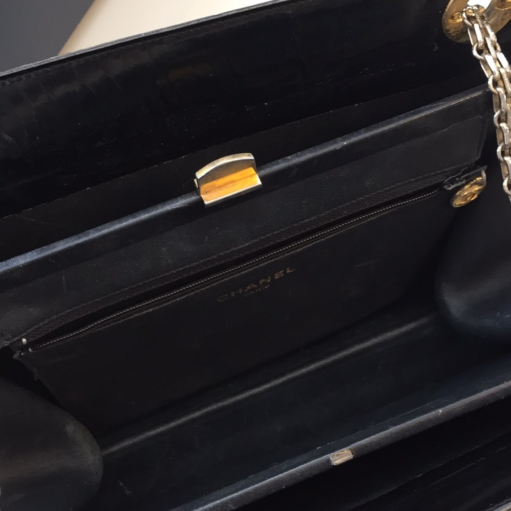 Chanel - Picture 14 of 15
